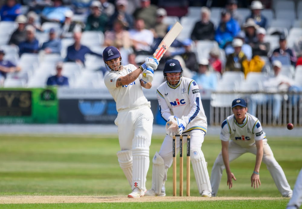 Picture by Allan McKenzie/SWpix.com - 15/06/2026 - Cricket - Rothesay County Championship - Yorkshire County Cricket Club v Warwickshire County Cricket Club - North Marine Road, Scarborough, England - Warwickshire's Sam Hain hits out against Yorkshire.
