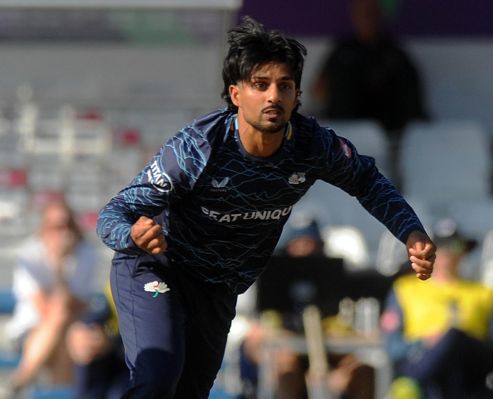 Men T20 - Yorkshire v Notts Outlaws - Sunday 12 July at Headingley Cricket Stadium